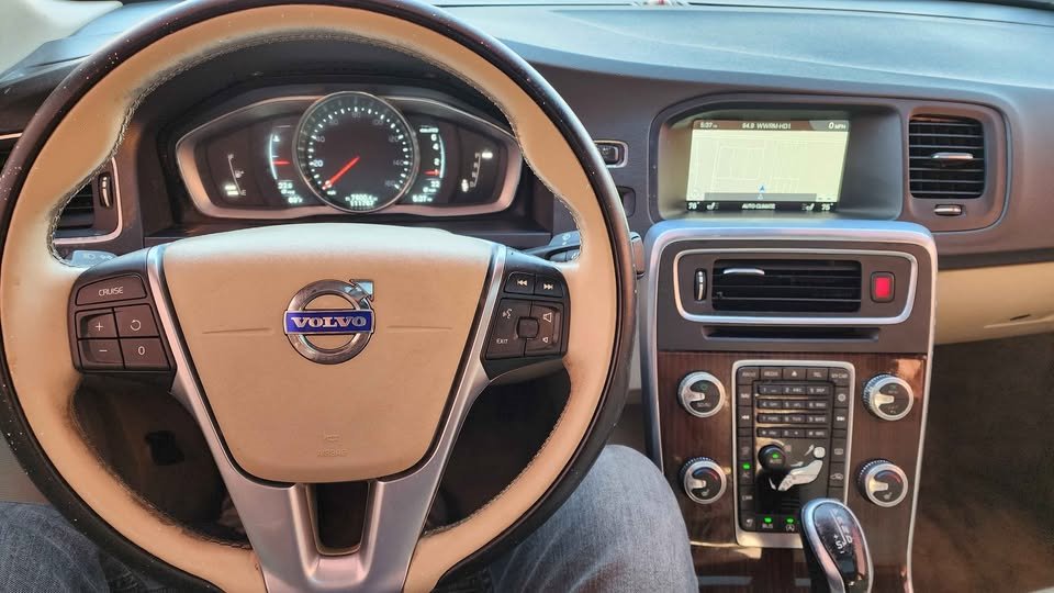 2015 Volvo S60 T5 Premier - 2015.5 photo