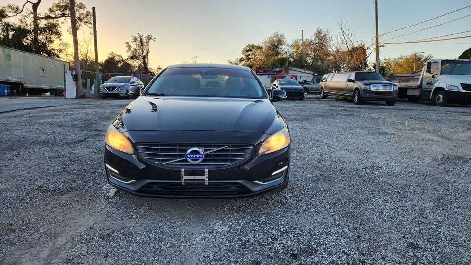 2015 Volvo S60 T5 Premier - 2015.5 photo