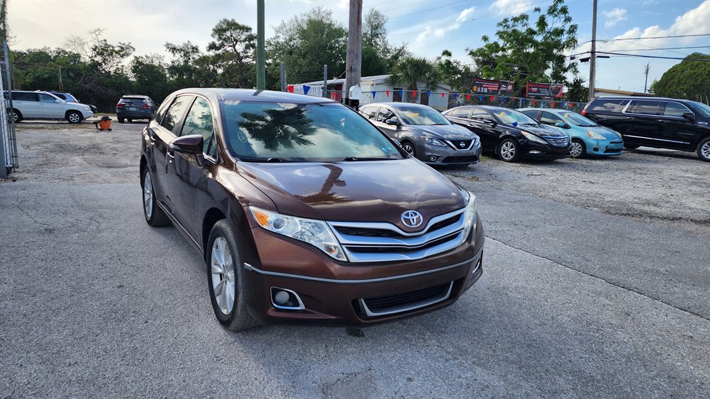 2013 Toyota Venza - $6,400
