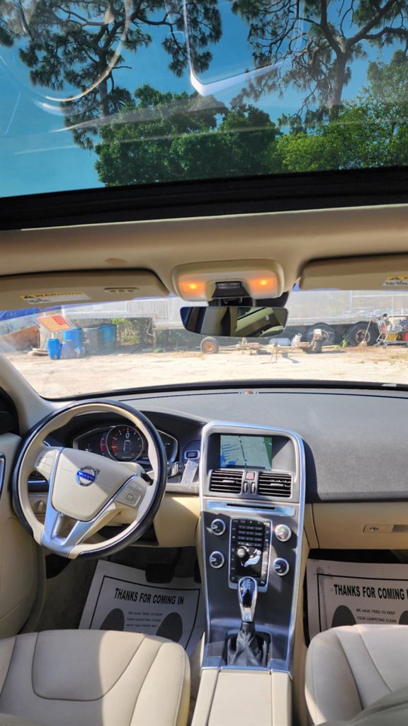 2015 Volvo XC60 T5 Premier photo