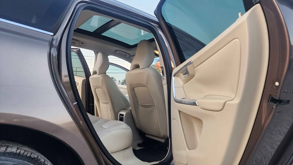 2015 Volvo XC60 T5 Premier photo