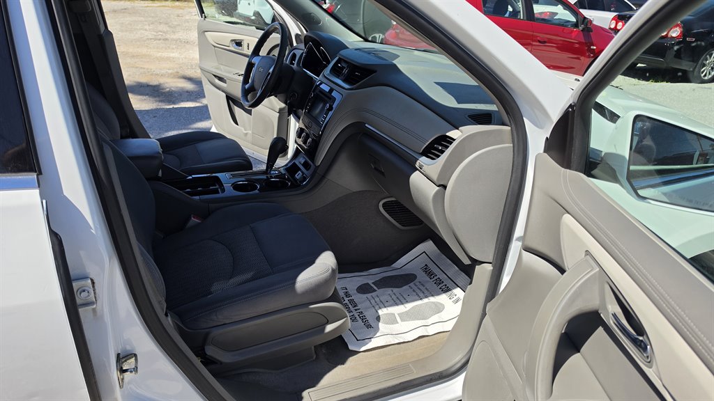 2017 Chevrolet Traverse - $7,600