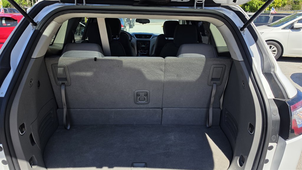 2017 Chevrolet Traverse - $7,600