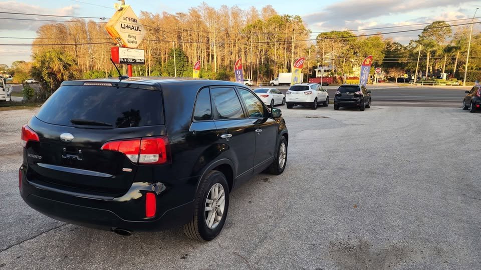 2015 Kia Sorento - $5,500