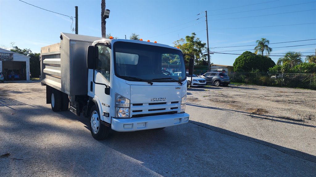 2013 Isuzu Nqr/nrr - $25,950