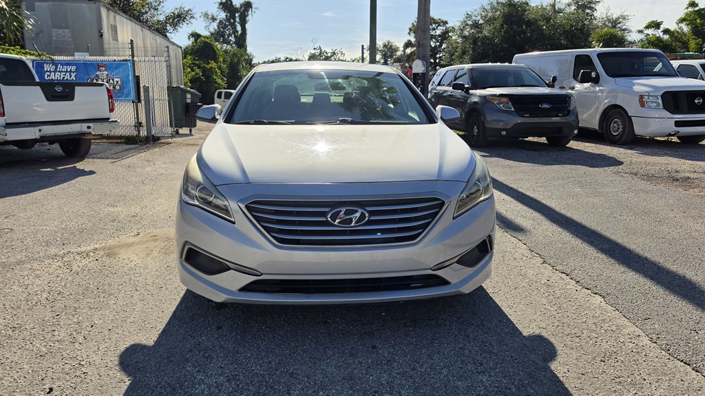 2017 Hyundai Sonata - $4,990