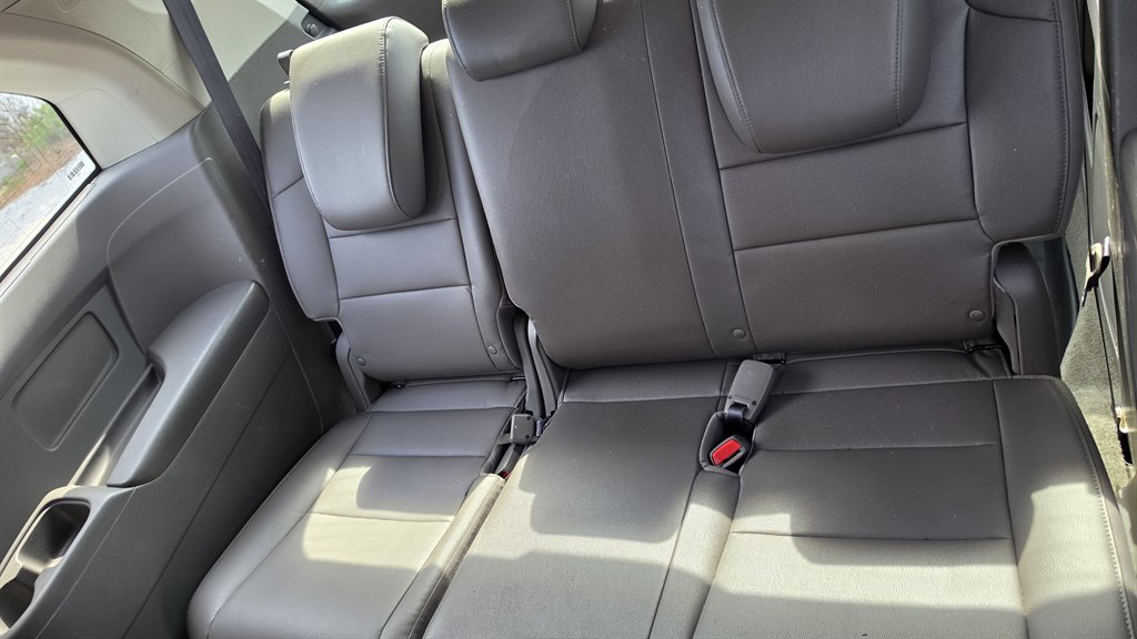 2015 Honda Odyssey - $7,495
