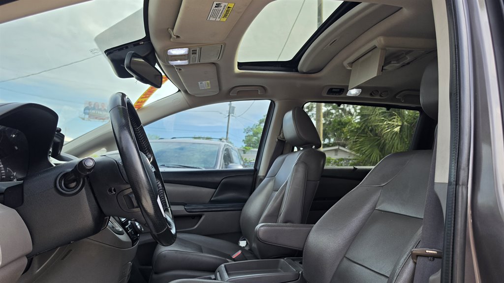 2015 Honda Odyssey - $7,495