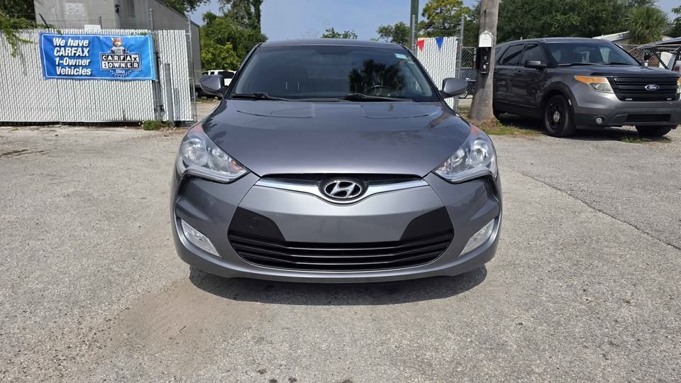 2017 Hyundai Veloster - $5,200