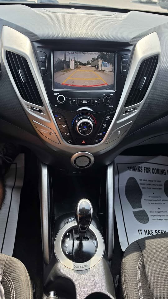 2017 Hyundai Veloster - $5,200