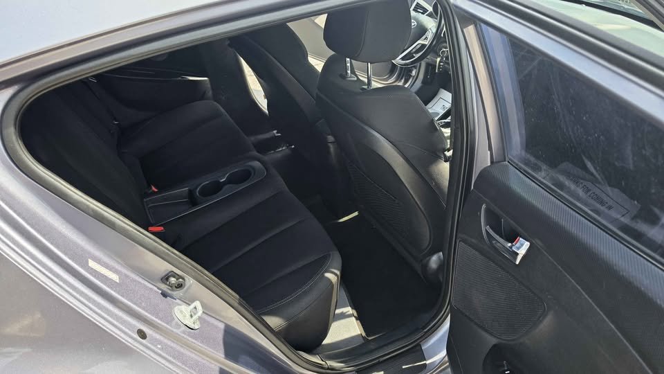 2017 Hyundai Veloster - $5,200