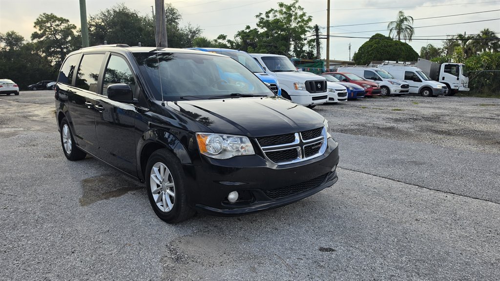 2019 Dodge Grand Caravan - $7,595