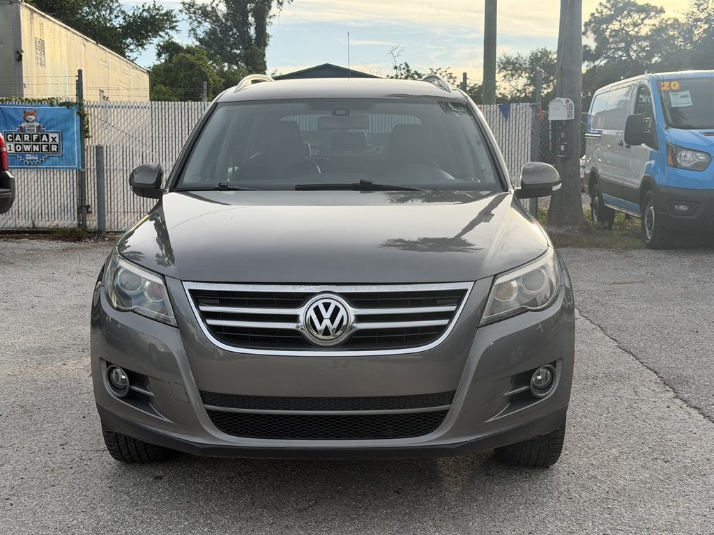 2010 Volkswagen Tiguan - $4,595