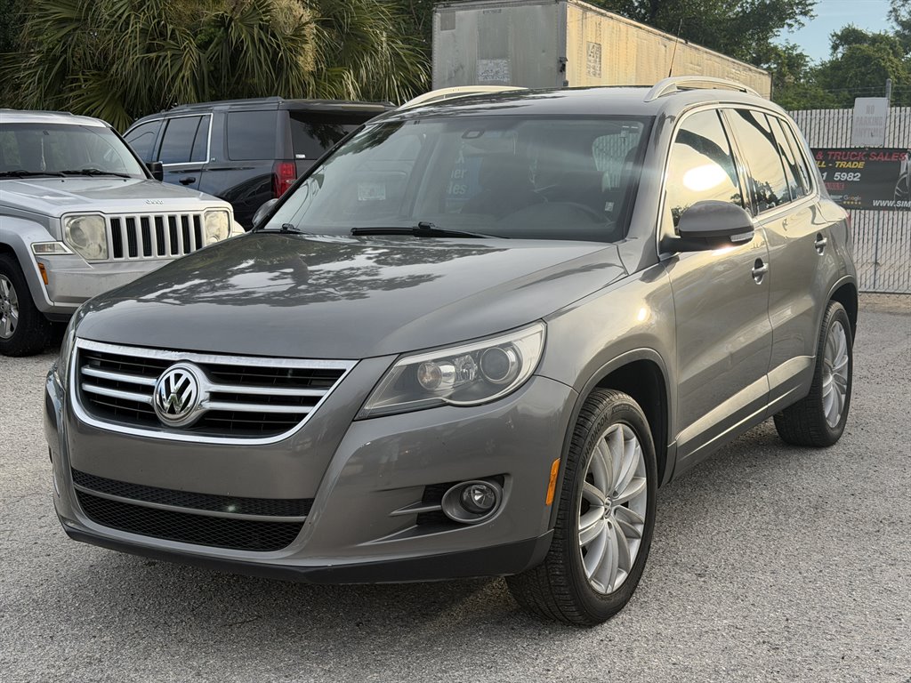 2010 Volkswagen Tiguan - $4,595