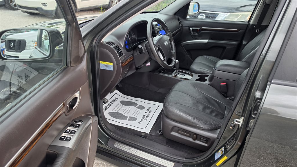 2010 Hyundai Santa Fe - $4,950