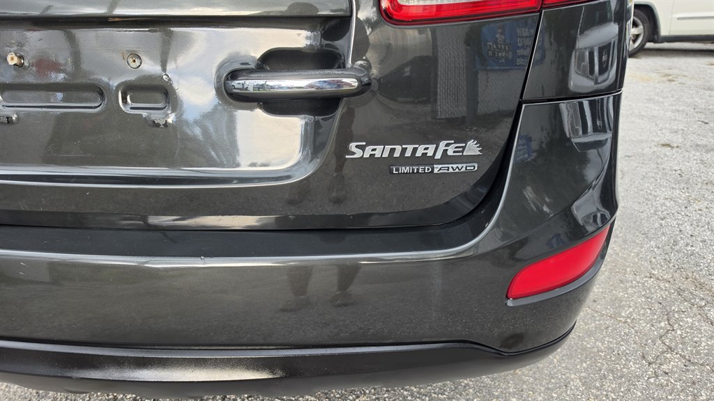 2010 Hyundai Santa Fe - $4,950