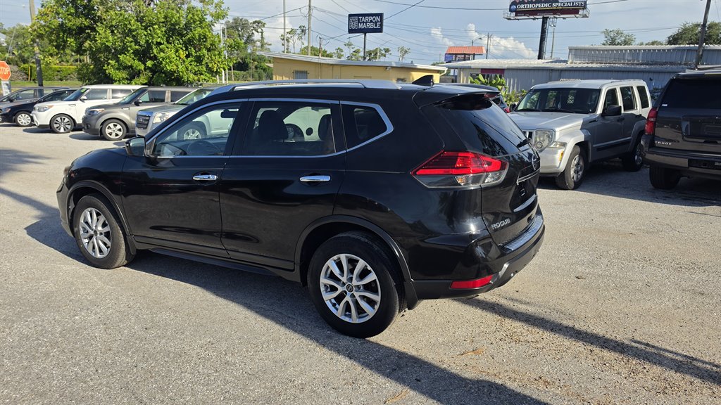 2017 Nissan Rogue - $7,990