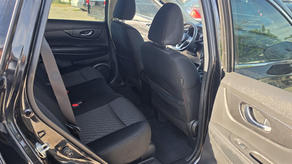 2017 Nissan Rogue - $7,990