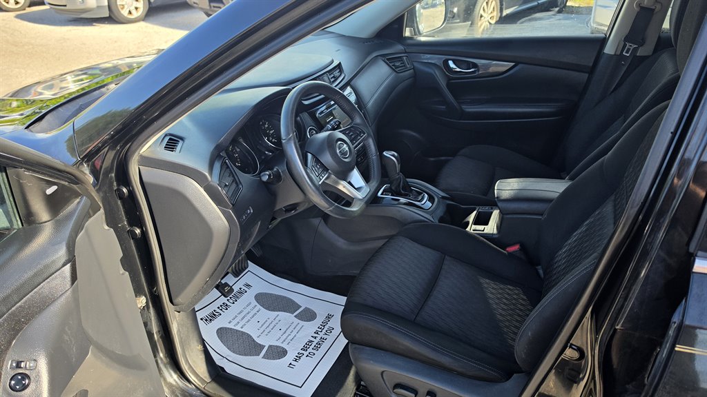 2017 Nissan Rogue - $7,990
