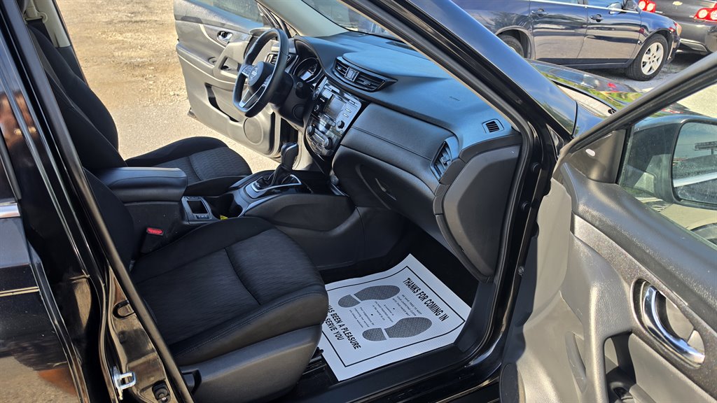 2017 Nissan Rogue - $7,990