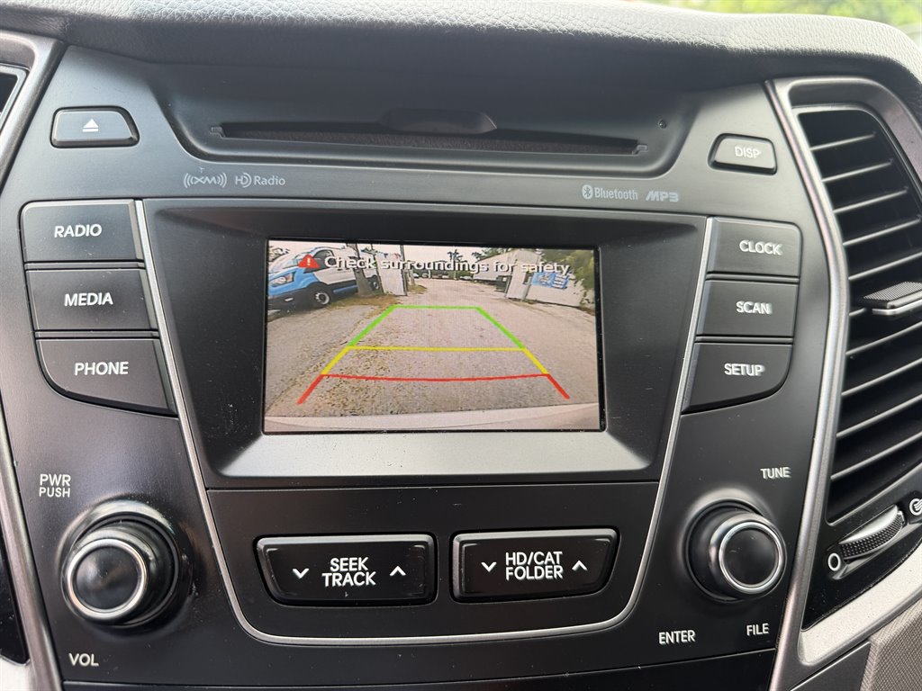 2015 Hyundai Santa Fe - $6,459