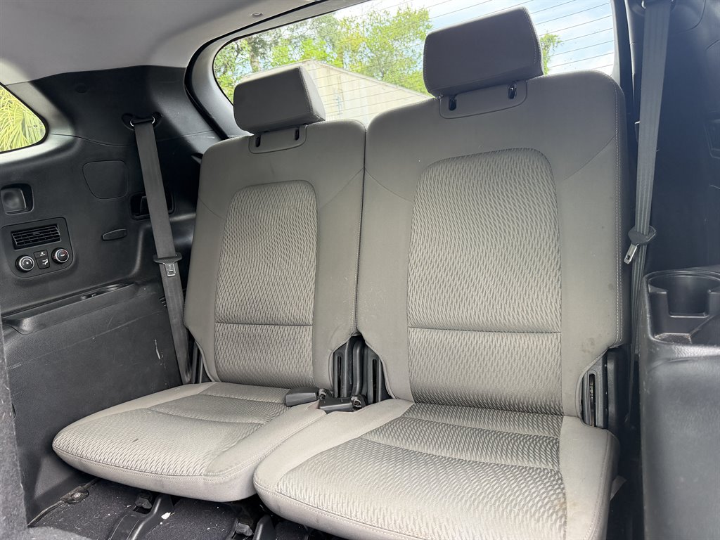 2015 Hyundai Santa Fe - $6,459