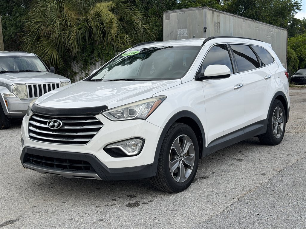 2015 Hyundai Santa Fe - $6,459