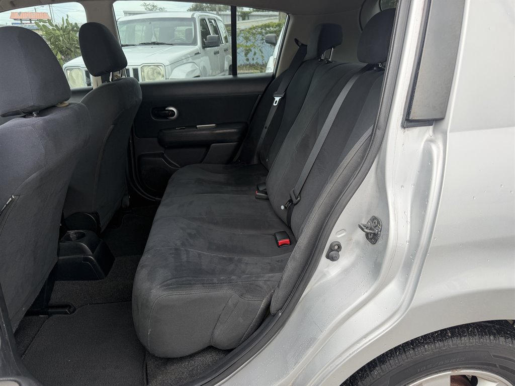 2009 Nissan Versa - $3,200