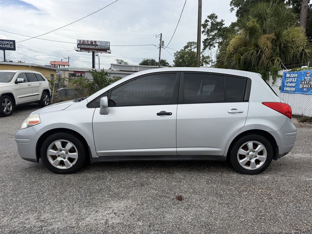 2009 Nissan Versa - $3,200
