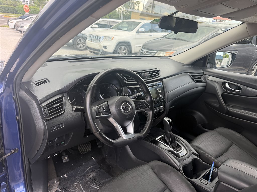 2017 Nissan Rogue - $7,290