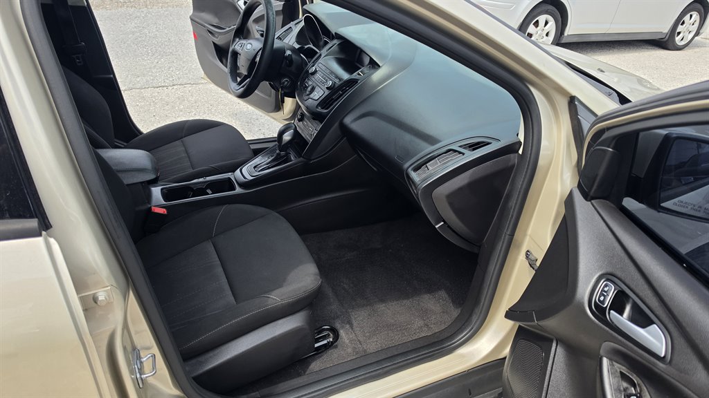 2018 Ford Focus - $5,900