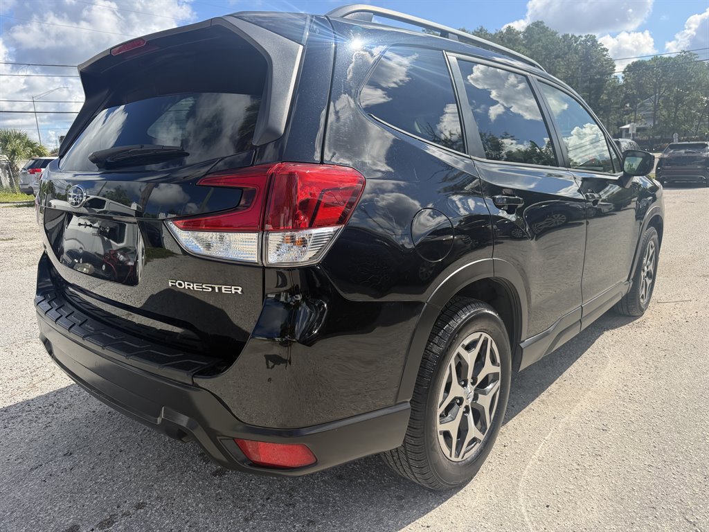 2020 Subaru Forester - $8,950