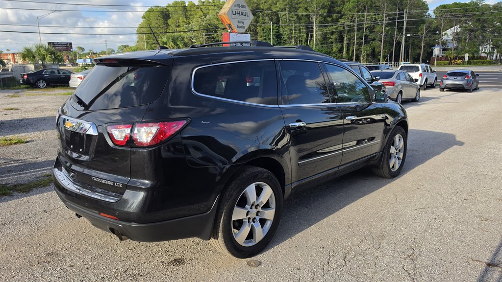 2014 Chevrolet Traverse - $6,495