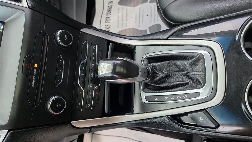 2015 Ford Edge - $7,650