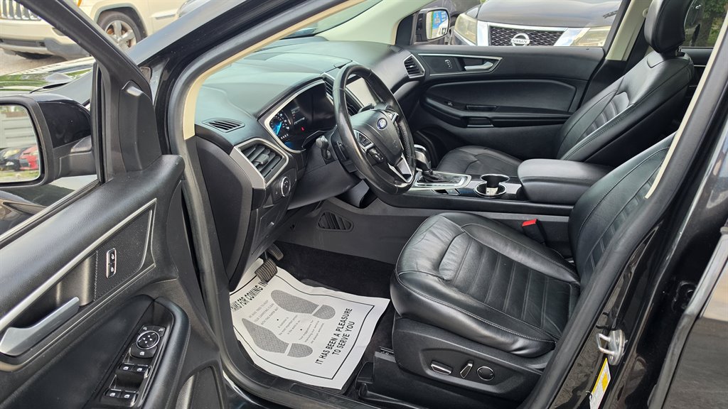 2015 Ford Edge - $7,650