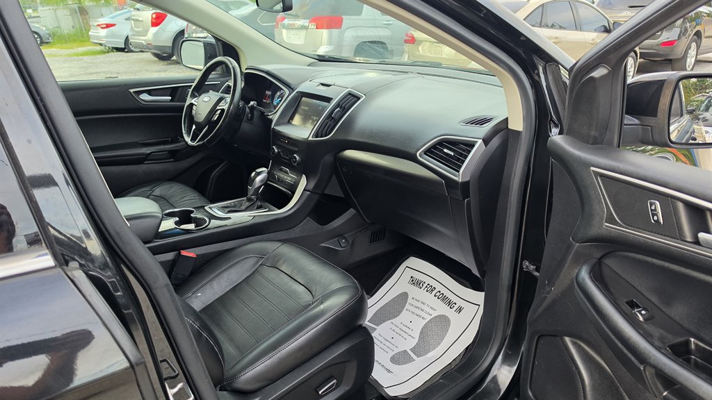 2015 Ford Edge - $7,650