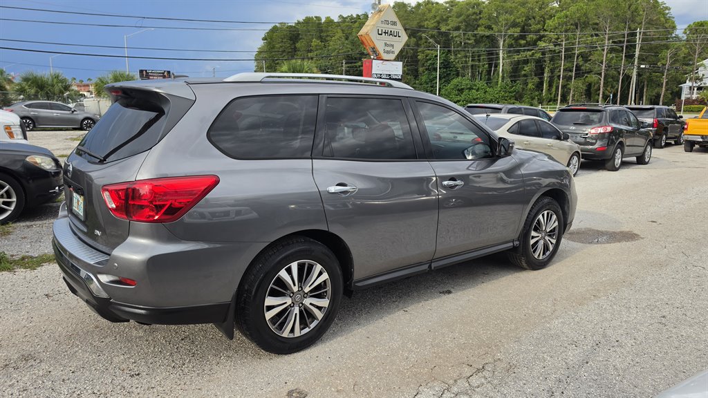 2018 Nissan Pathfinder - $9,650