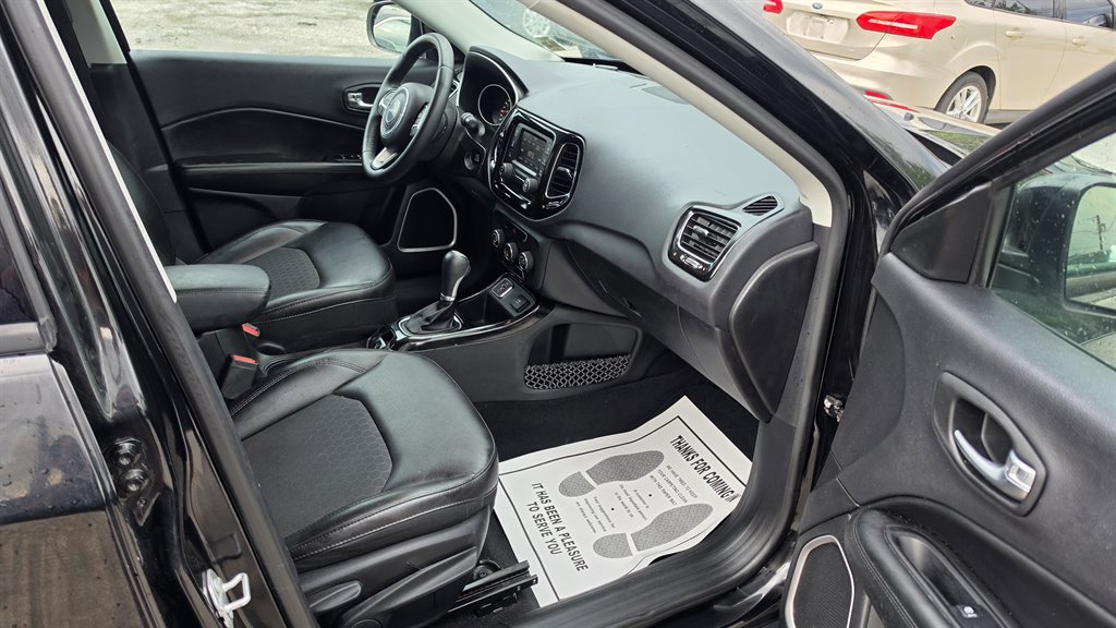 2018 Jeep Compass - $9,850