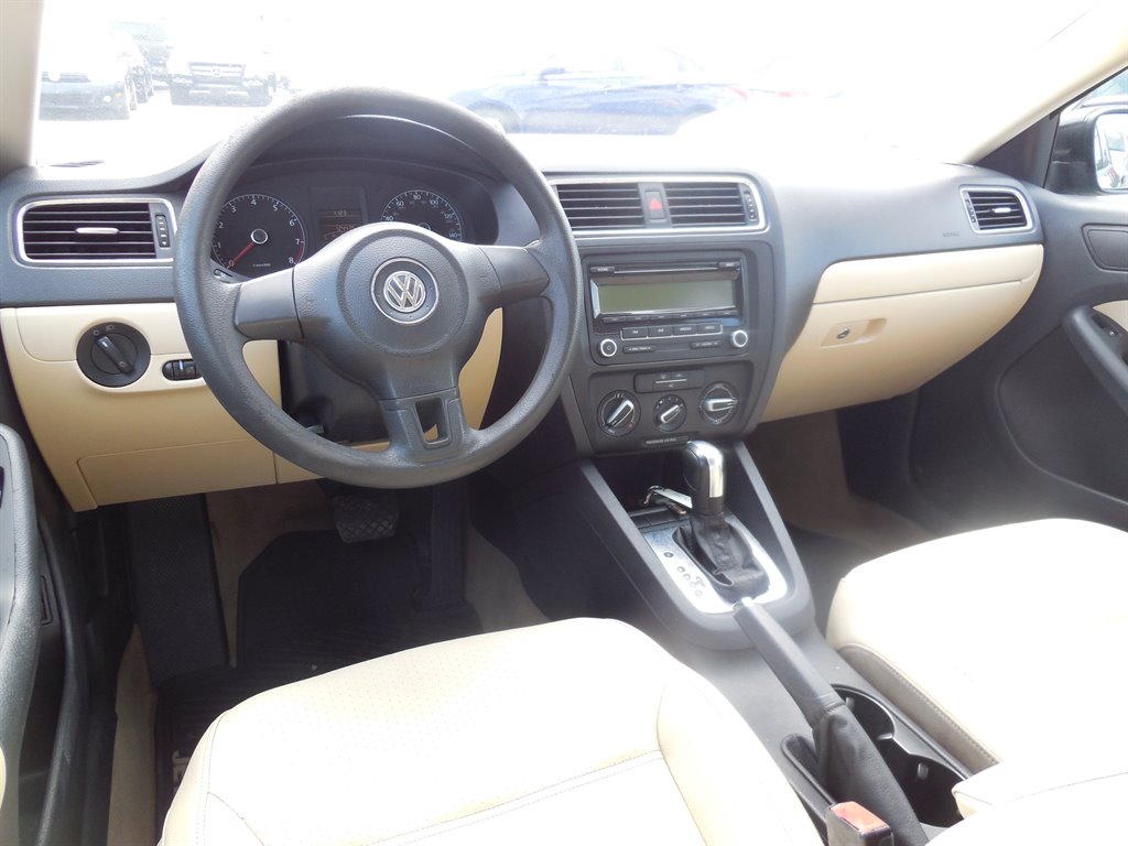 2011 Volkswagen Jetta SE photo