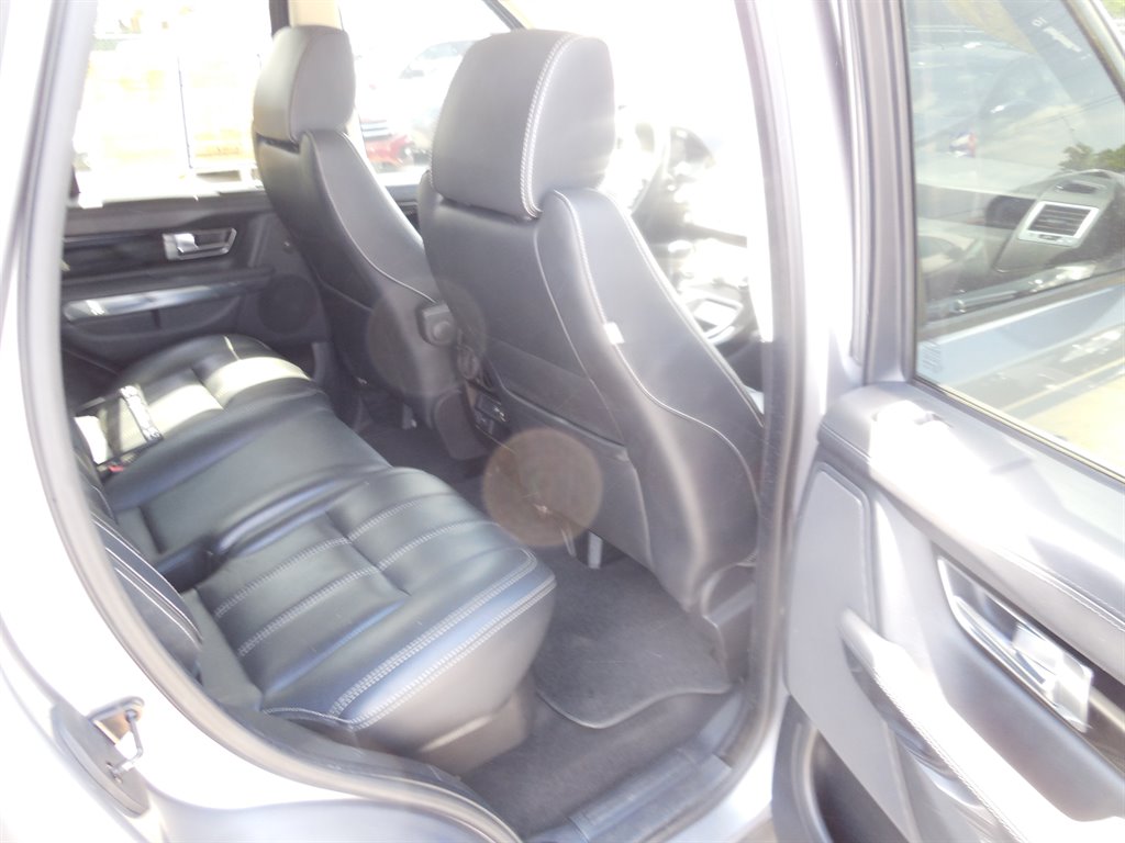 2012 LAND ROVER Range Rover Sport - $8,995