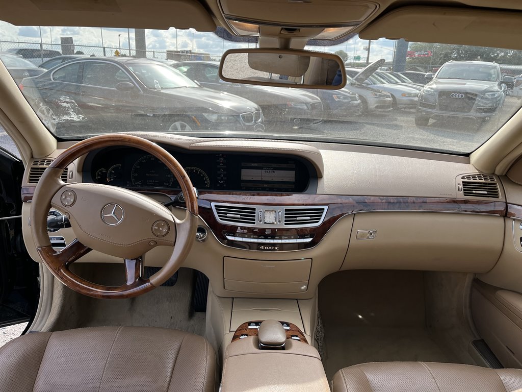 2008 Mercedes-Benz S-Class - $10,995