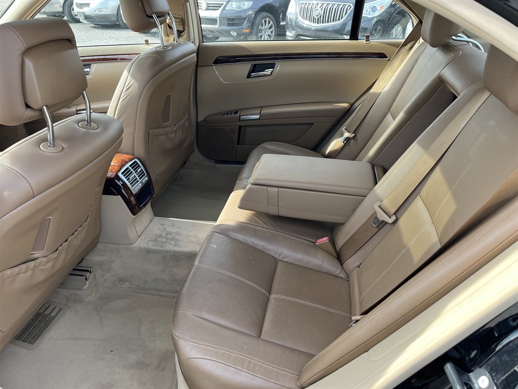 2008 Mercedes-Benz S-Class - $10,995