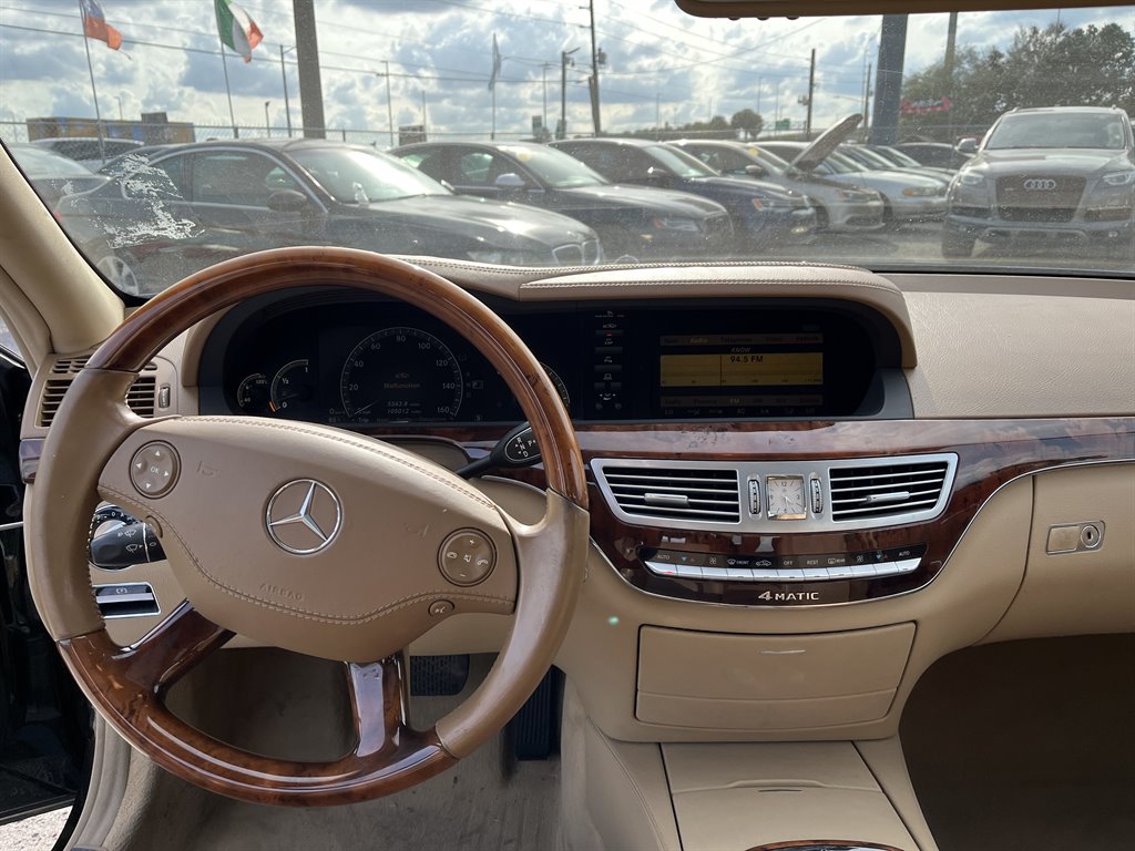 2008 Mercedes-Benz S-Class - $10,995