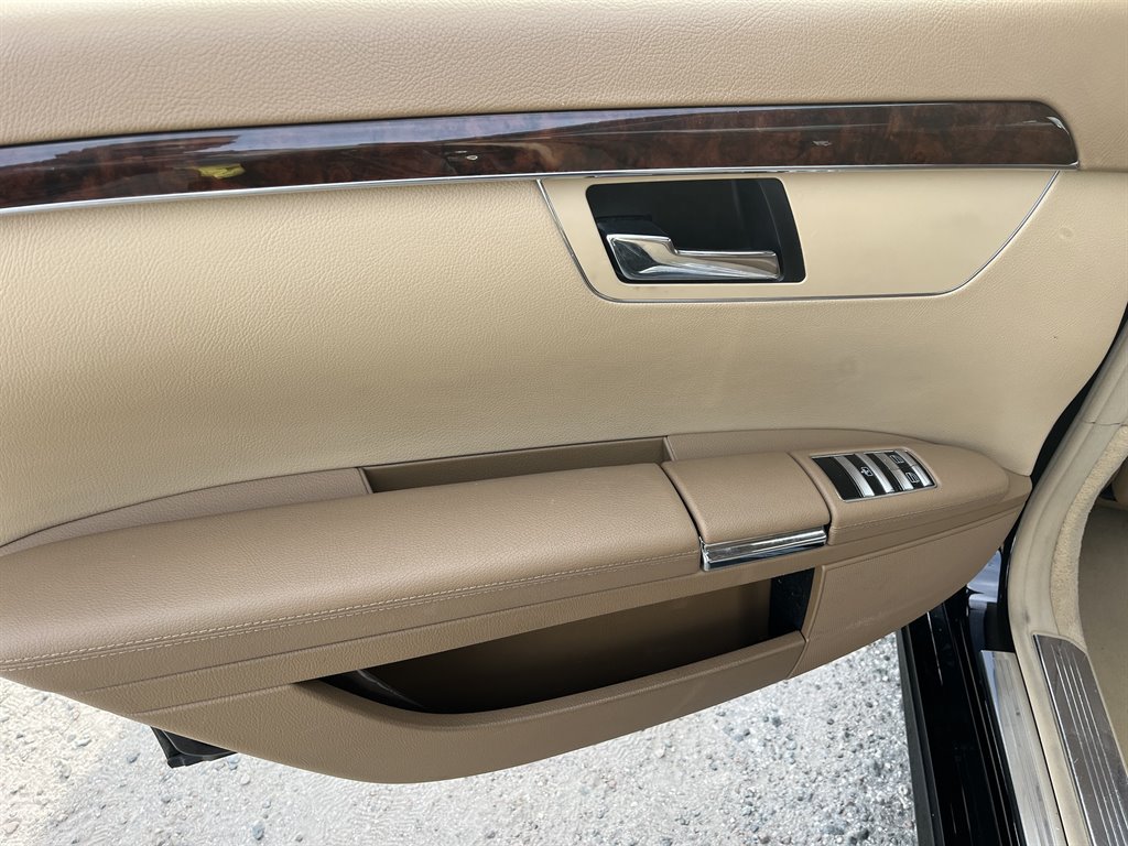 2008 Mercedes-Benz S-Class - $10,995