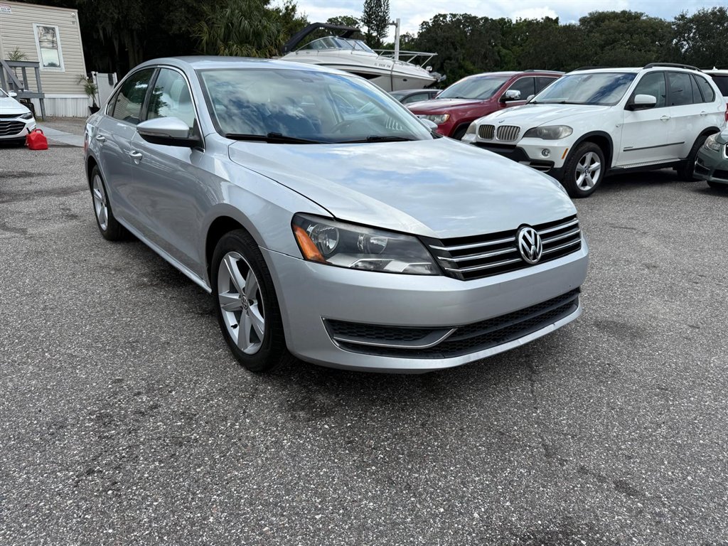 2012 Volkswagen Passat SE