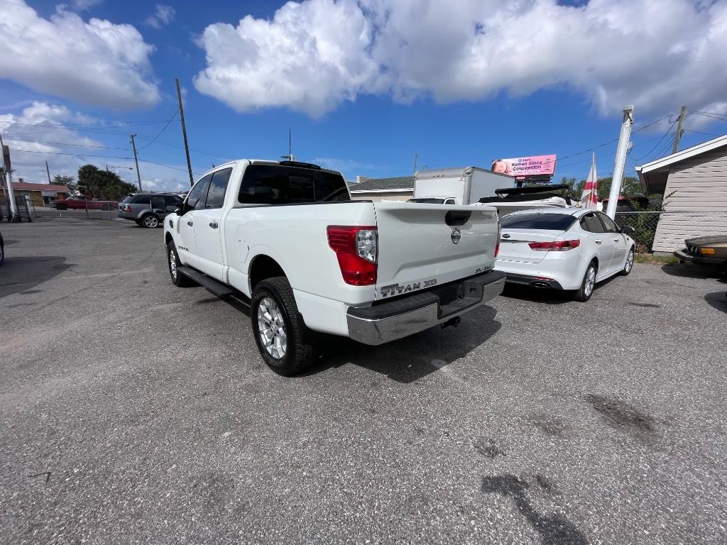 2017 Nissan Titan XD S photo