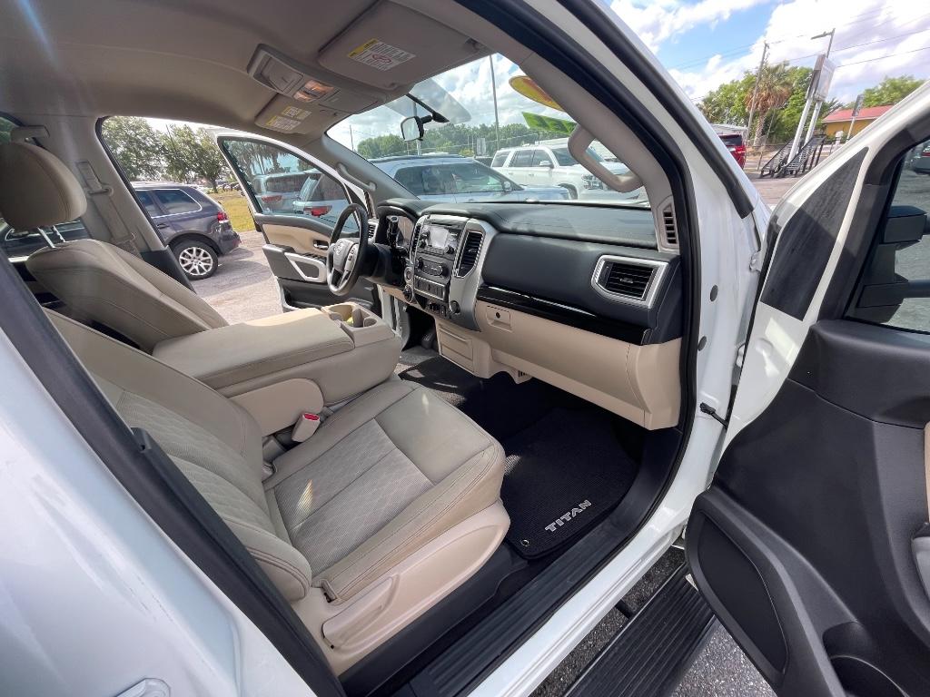2017 Nissan Titan XD S photo