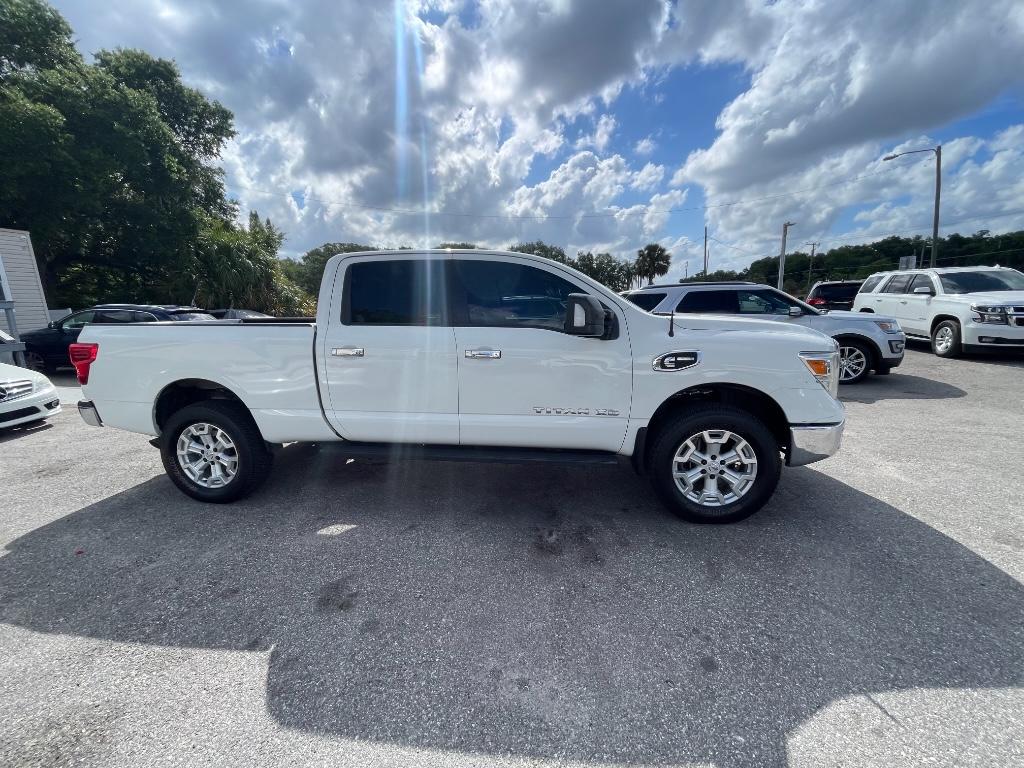 2017 Nissan Titan XD S photo