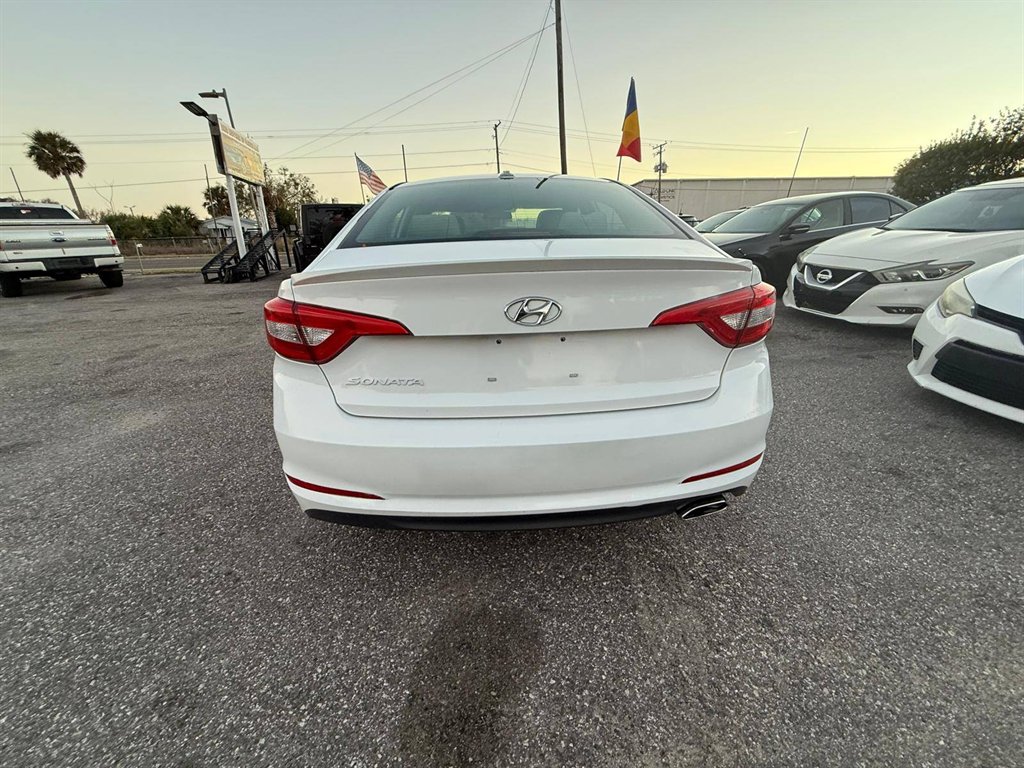 2015 Hyundai Sonata - $5,995