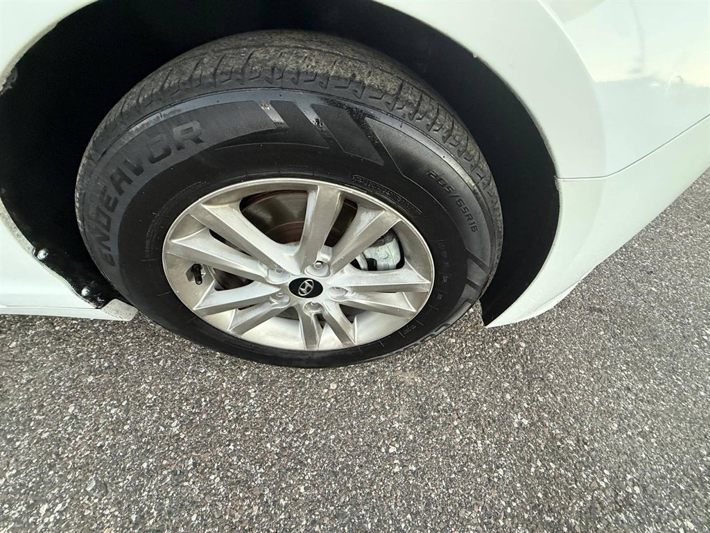 2015 Hyundai Sonata - $5,995